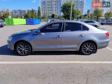 Авто Volkswagen Jetta 2012 № 7982728