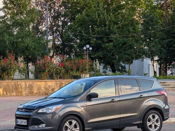 Авто Ford Escape 2015 № 7982914