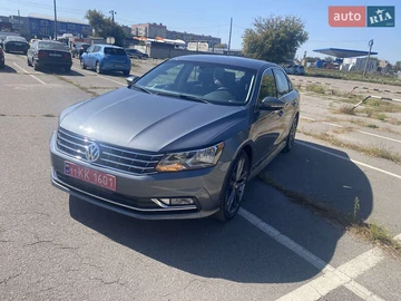 Авто Volkswagen Passat 2017 № 7983213