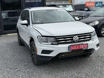 Авто Volkswagen Tiguan 2021 № 7983220