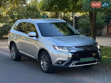 Авто Mitsubishi Outlander 2020 № 7983683