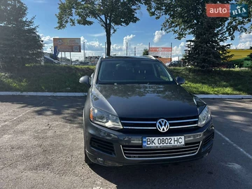 Авто Volkswagen Touareg 2012 № 7983693