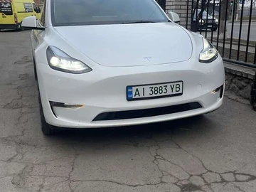 Авто Tesla Model Y 2023 № 7983943