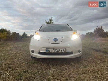 Авто Nissan Leaf 2015 № 7984034