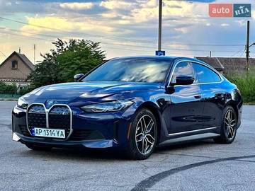 Авто BMW I4 2022 № 7984086