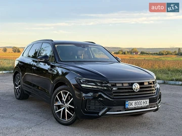 Авто Volkswagen Touareg 2018 № 7984265