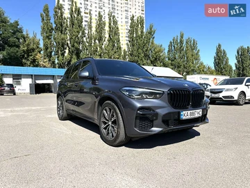 Авто BMW X5 2022 № 7984267