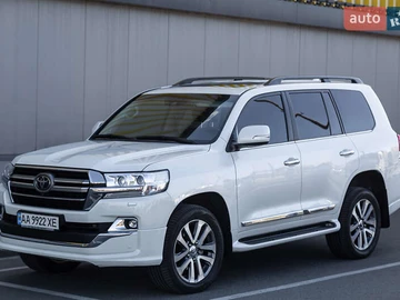 Авто Toyota Land Cruiser 2019 № 7984402