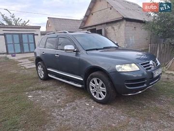 Авто Volkswagen Touareg 2005 № 7984774