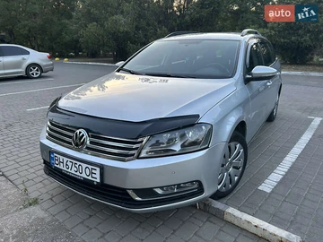 Авто Volkswagen Passat 2013 № 7984779
