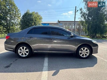 Авто Toyota Corolla 2012 № 7984787