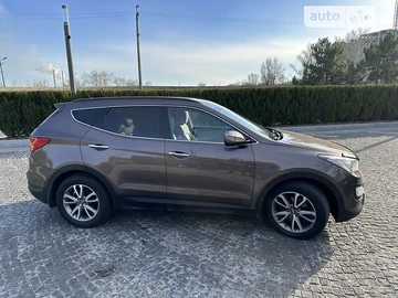 Авто Hyundai Santa Fe 2014 № 7984912