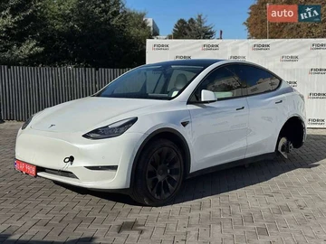 Авто Tesla Model Y 2020 № 7984913