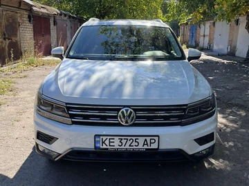 Авто Volkswagen Tiguan 2019 № 7984938