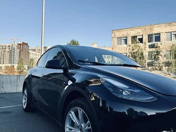 Авто Tesla Model Y 2024 № 7984942