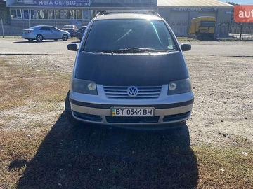 Авто Volkswagen Sharan 2001 № 7985087
