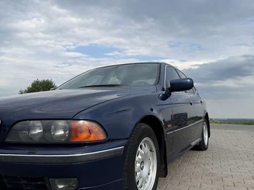 Авто BMW 5 Series 2000 № 7985093