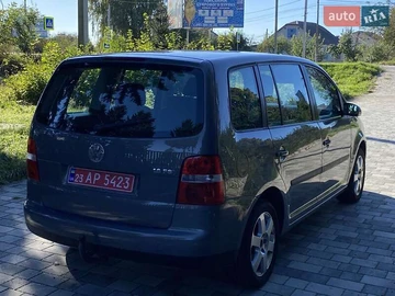 Авто Volkswagen Touran 2005 № 7985249