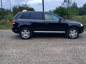 Авто Volkswagen Touareg 2005 № 7985304