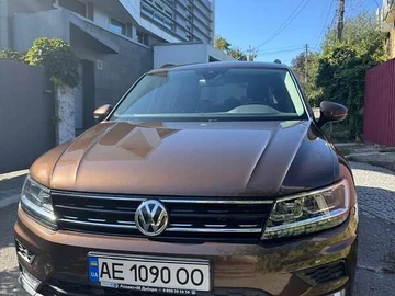 Авто Volkswagen Tiguan 2017 № 7985617