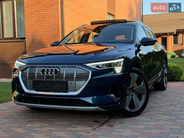 Авто Audi E-Tron 2020 № 7985631