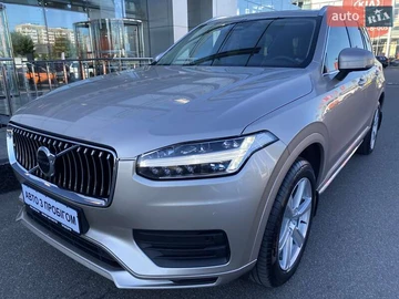 Авто Volvo Xc90 2022 № 7985637
