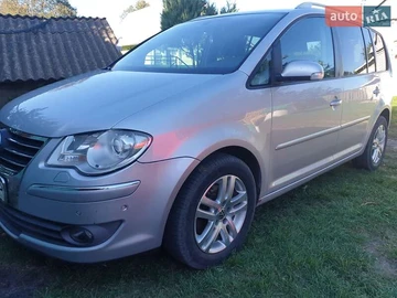 Авто Volkswagen Touran 2008 № 7985881