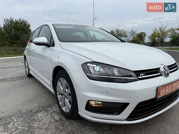 Авто Volkswagen E-Golf 2015 № 7985971