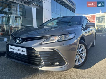 Авто Toyota Camry 2023 № 7986264