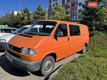 Авто Volkswagen Transporter 2000 № 7986407
