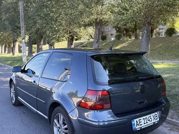 Авто Volkswagen Golf 1999 № 7986428