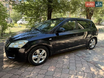 Авто KIA Ceed 2008 № 7986608