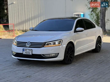 Авто Volkswagen Passat 2011 № 7986649