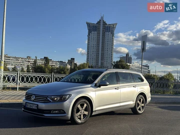 Авто Volkswagen Passat 2018 № 7987067