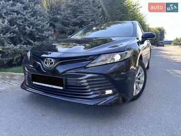 Авто Toyota Camry 2019 № 7987318