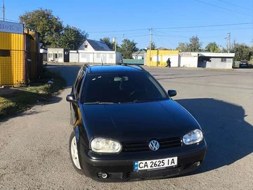 Авто Volkswagen Golf 2003 № 7987547