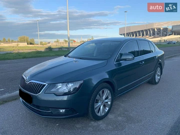 Авто Skoda Superb 2014 № 7987902