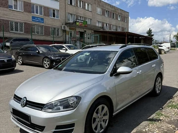 Авто Volkswagen Golf 2014 № 7987923