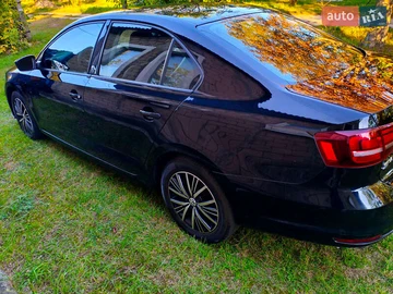 Авто Volkswagen Jetta 2017 № 7987936