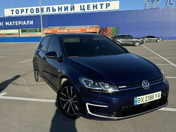 Авто Volkswagen E-Golf 2017 № 7988064