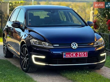 Авто Volkswagen E-Golf 2019 № 7988071
