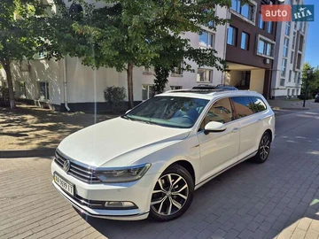 Авто Volkswagen Passat 2018 № 7988353