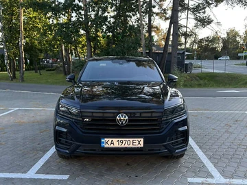 Авто Volkswagen Touareg 2021 № 7988426