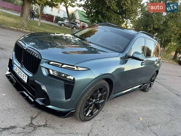 Авто BMW X7 2023 № 7988434