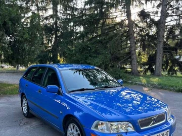 Авто Volvo V40 2001 № 7988657