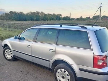 Авто Volkswagen Passat 2004 № 7988685