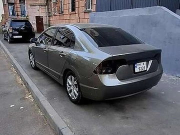 Авто Honda Civic 2006 № 7988701