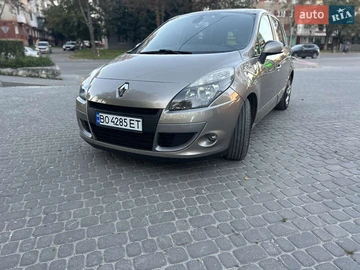 Авто Renault Grand Scenic 2011 № 7988890