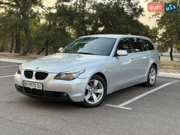 Авто BMW 5 Series 2004 № 7988902