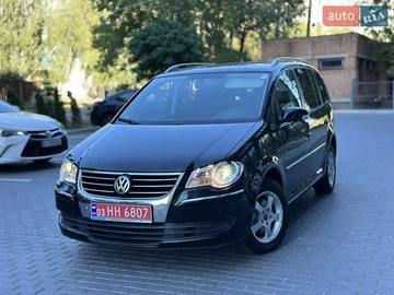 Авто Volkswagen Touran 2008 № 7989031
